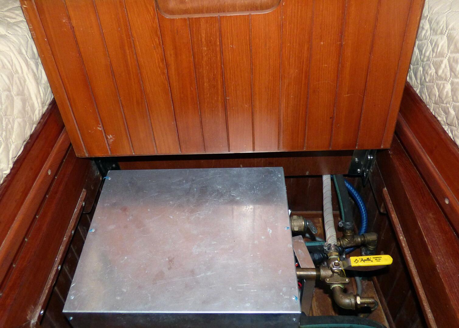 Slide: The Image of Mason 43 1981 - 5166851