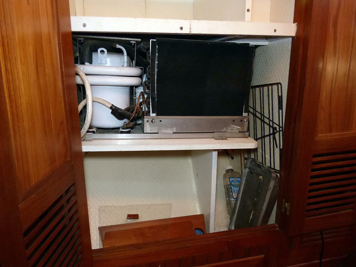 Slide: The Image of Mason 43 1981 - 5166857