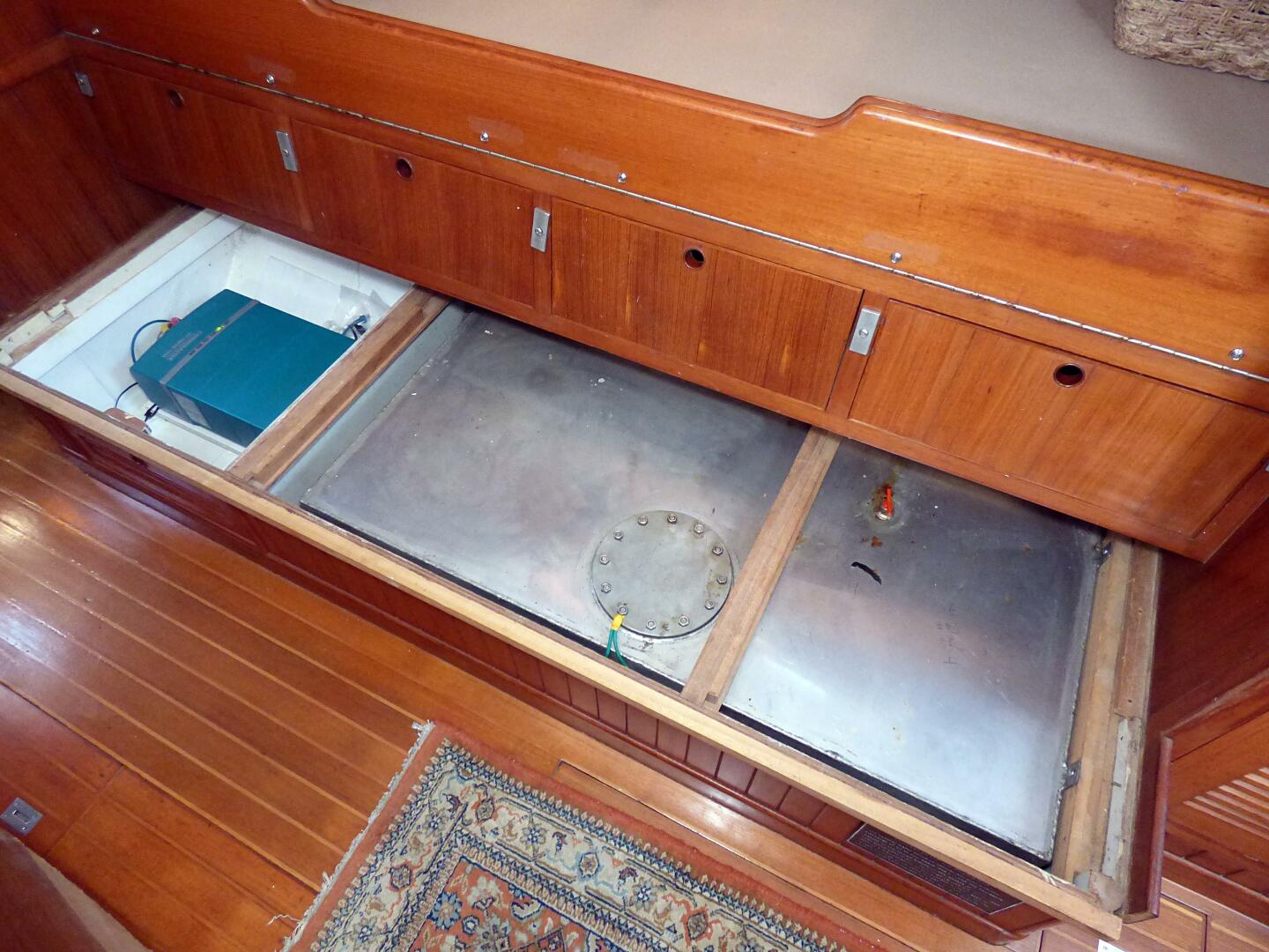 Slide: The Image of Mason 43 1981 - 5166872