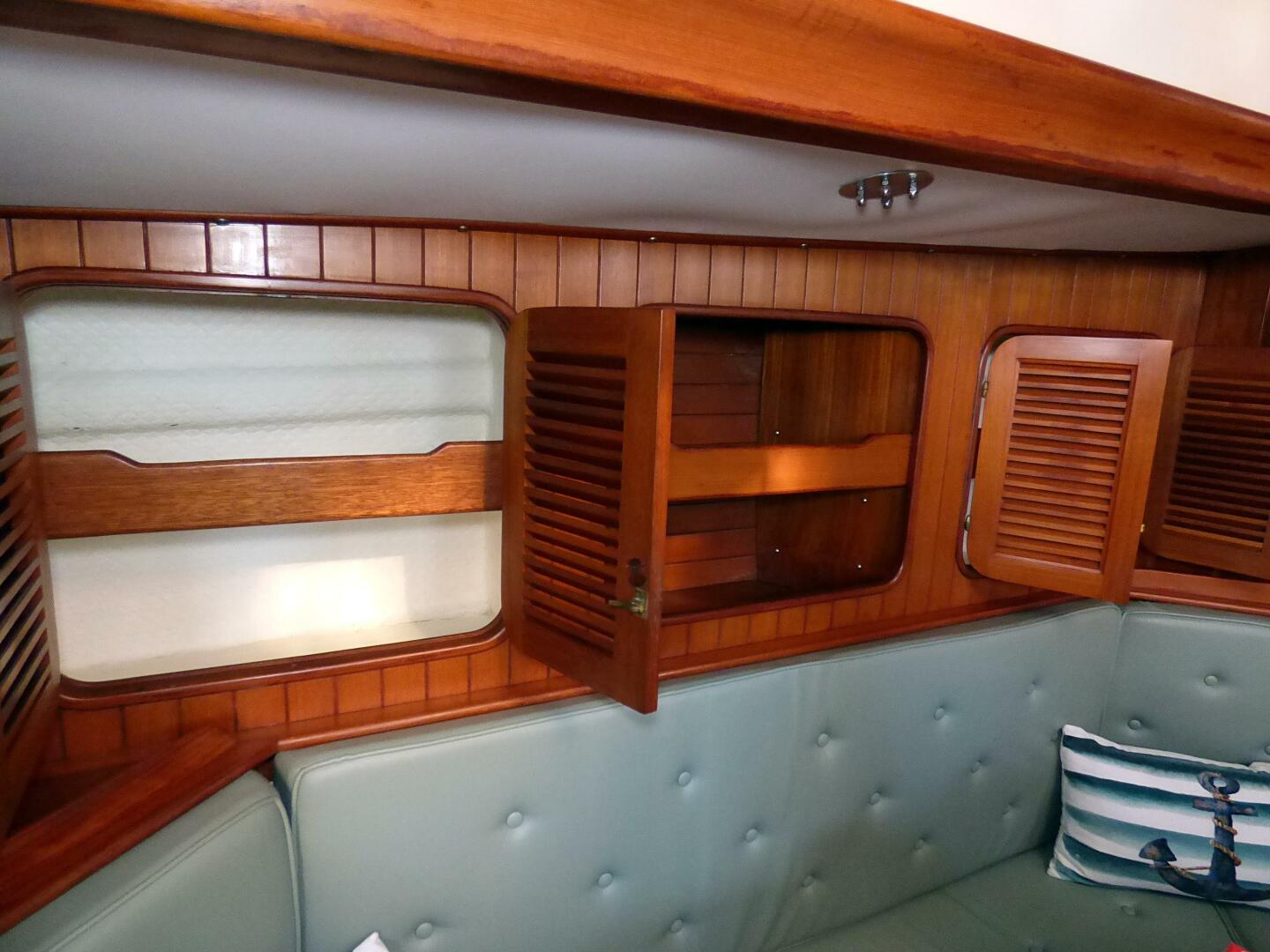 Slide: The Image of Mason 43 1981 - 5166874