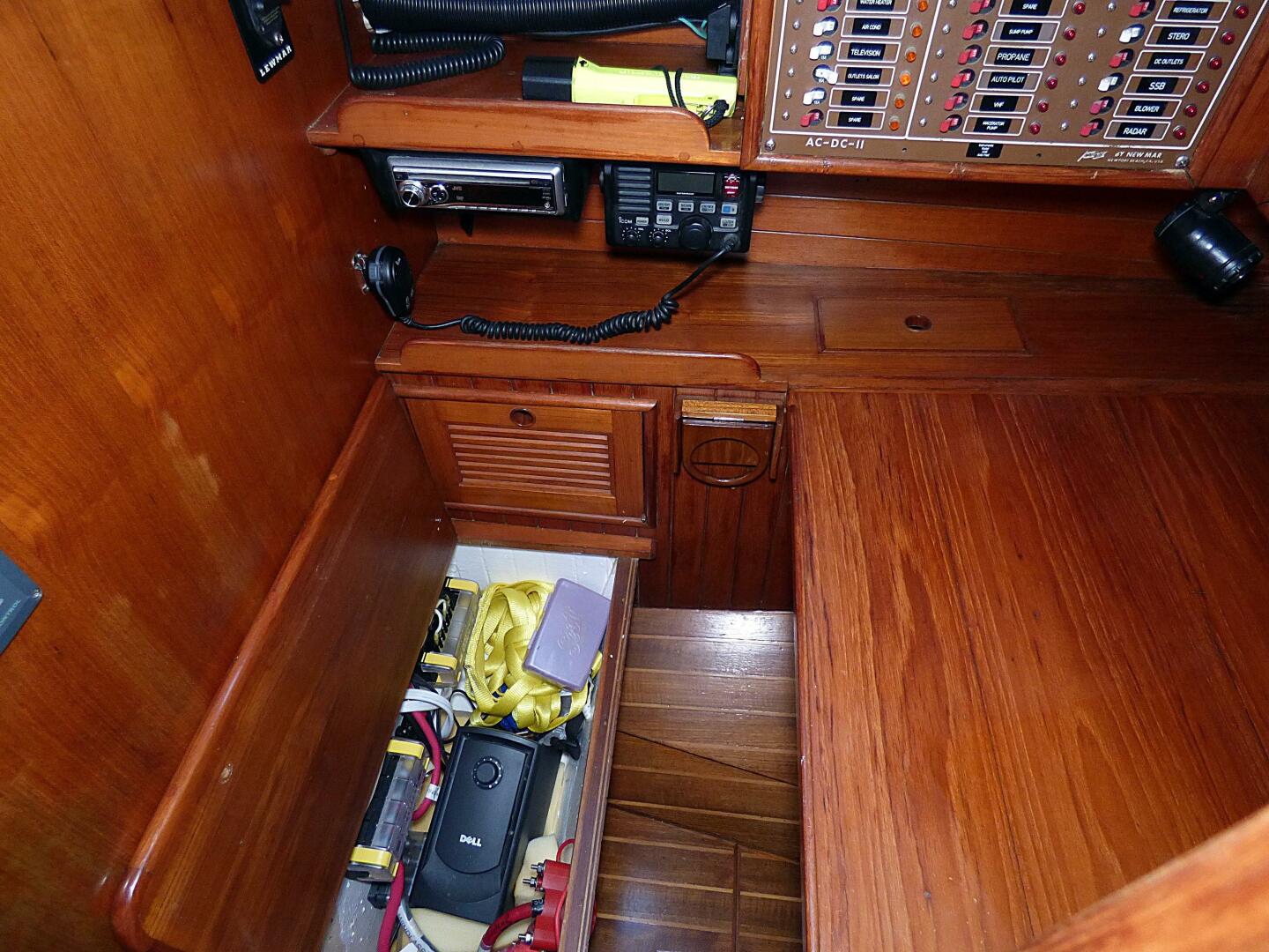 Slide: The Image of Mason 43 1981 - 5166878