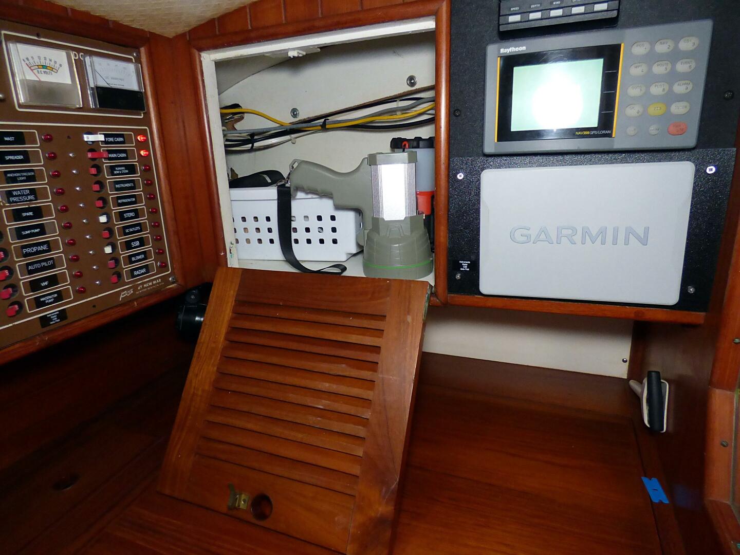 Slide: The Image of Mason 43 1981 - 5166880