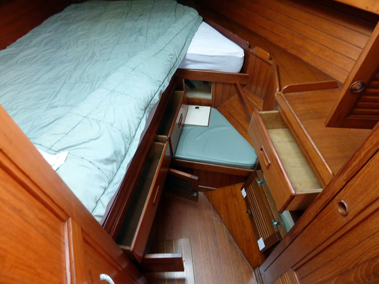 Slide: The Image of Mason 43 1981 - 5166885