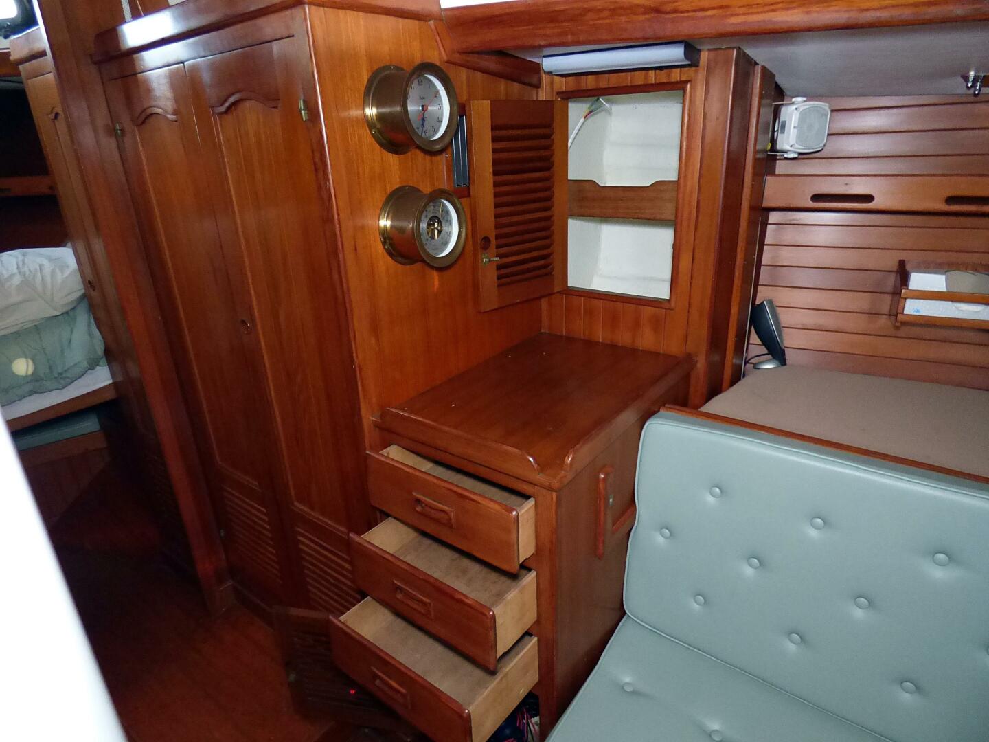 Slide: The Image of Mason 43 1981 - 5166896