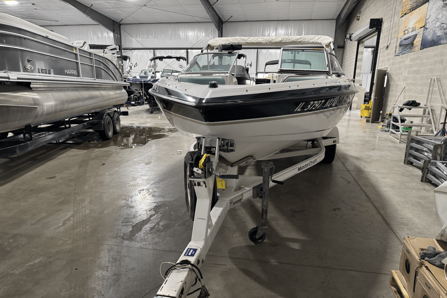 Slide: The Image of Mastercraft 230 MARISTAR 2000 - 1