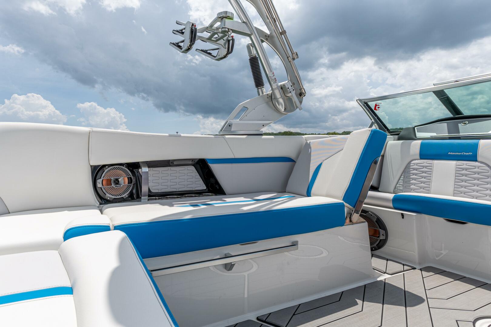 Slide: The Image of Mastercraft 24 2019 - 4584159