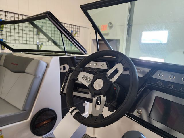 Slide: The Image of Mastercraft NXT20 2024 - 11