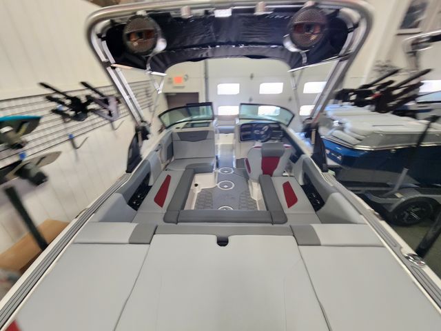 Slide: The Image of Mastercraft NXT20 2024 - 20