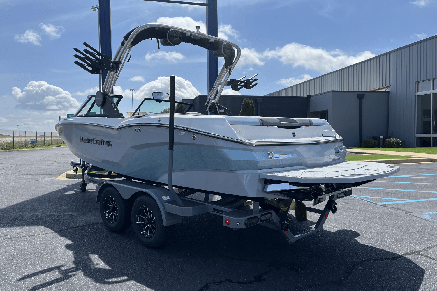 Slide: The Image of Mastercraft NXT20 2025 - 2