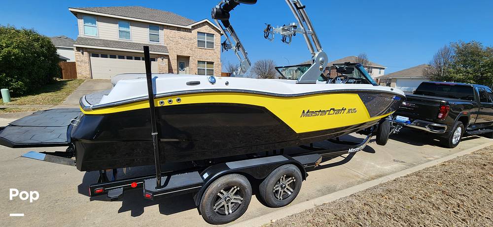 Slide: The Image of Mastercraft NXT 22 2019 - 1