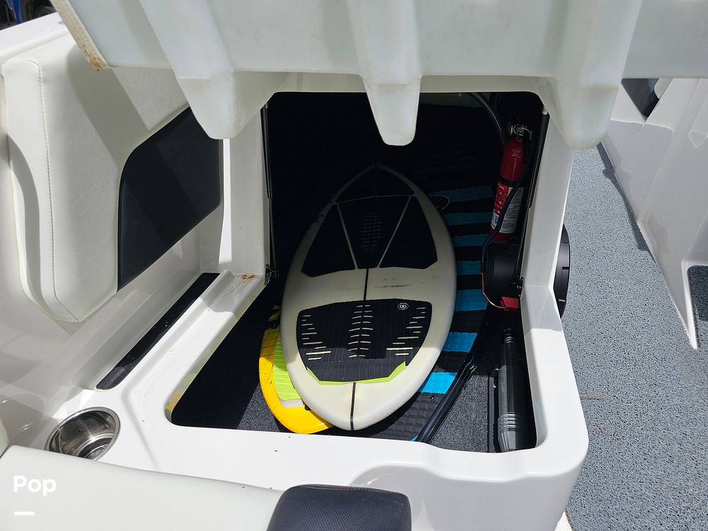 Slide: The Image of Mastercraft NXT22 2022 - 15445440