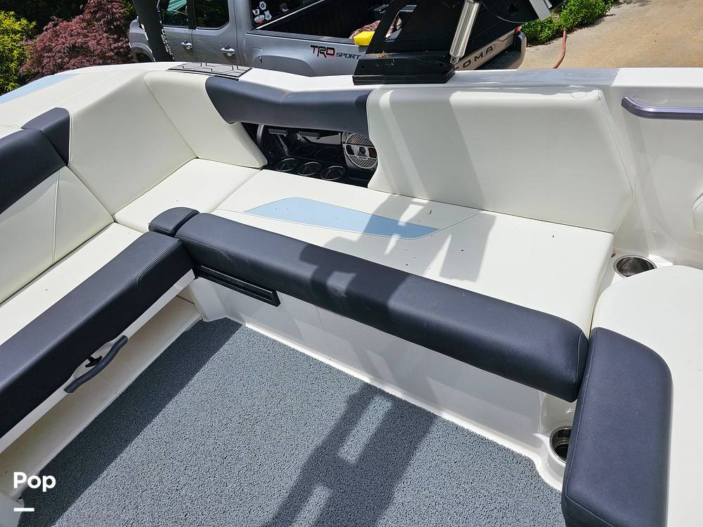 Slide: The Image of Mastercraft NXT22 2022 - 15445444