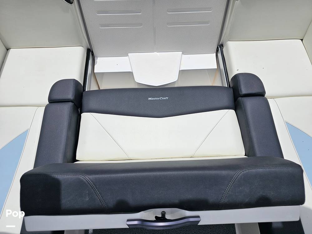 Slide: The Image of Mastercraft NXT22 2022 - 15445448