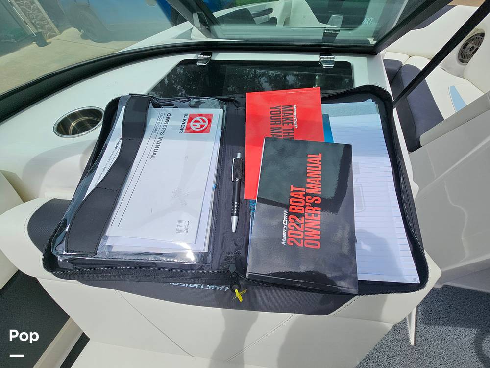 Slide: The Image of Mastercraft NXT22 2022 - 15445467