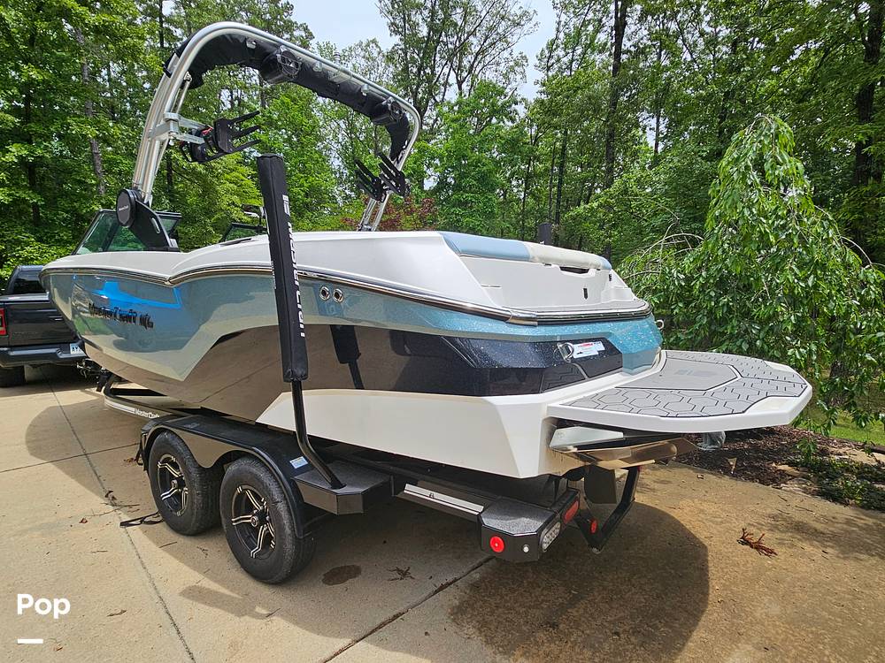 Slide: The Image of Mastercraft NXT22 2022 - 15445469