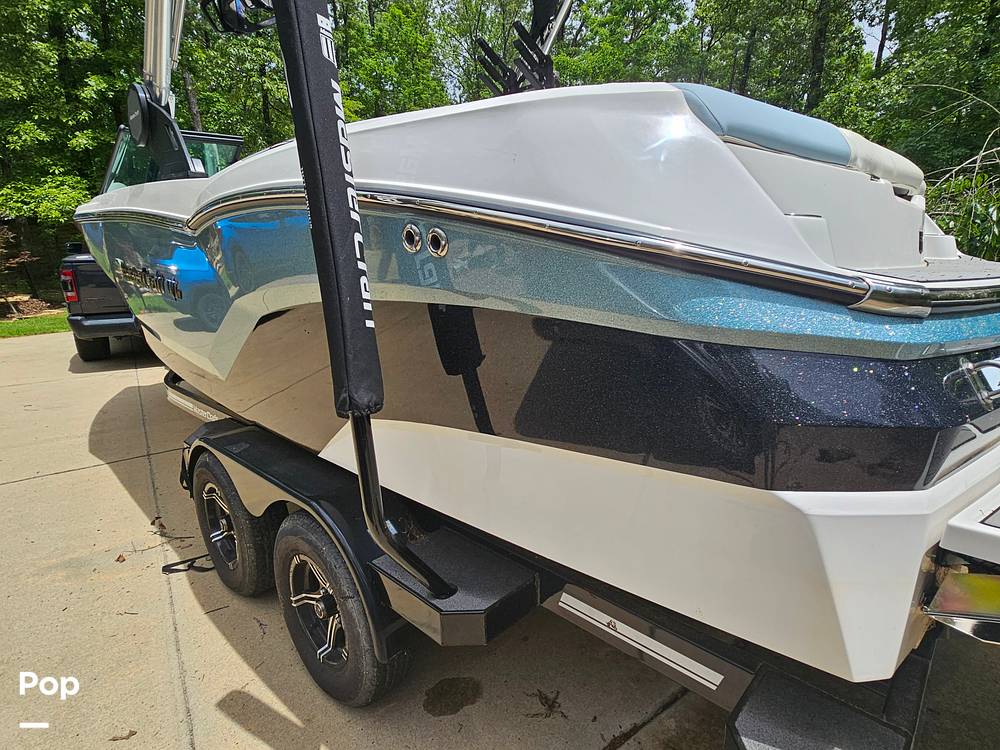 Slide: The Image of Mastercraft NXT22 2022 - 15445476