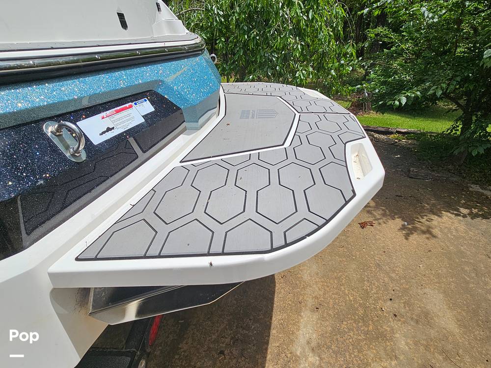 Slide: The Image of Mastercraft NXT22 2022 - 15445477