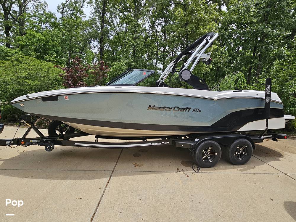Slide: The Image of Mastercraft NXT22 2022 - 15445470