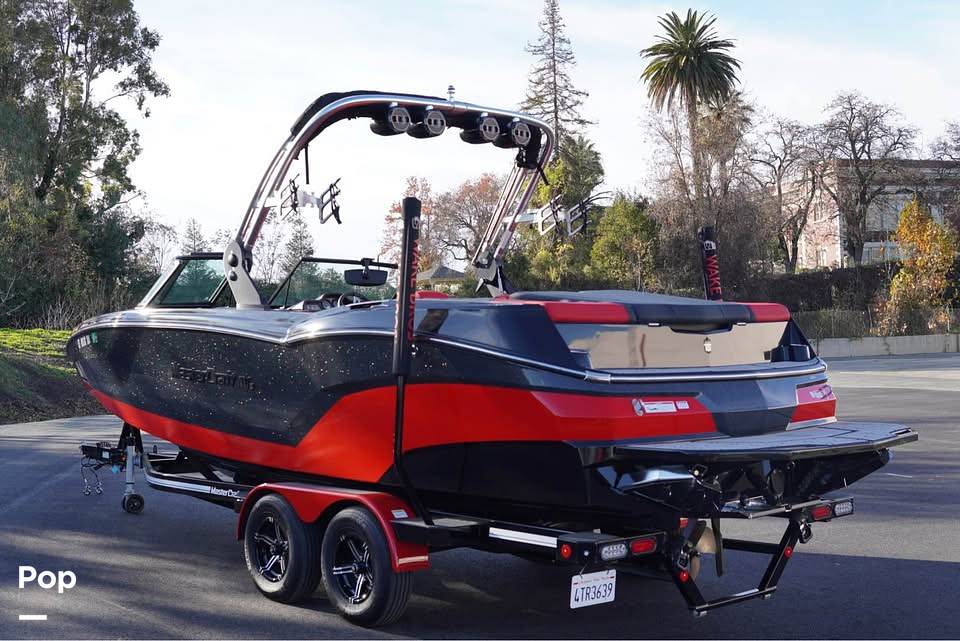Slide: The Image of Mastercraft NXT24 2021 - 15397249