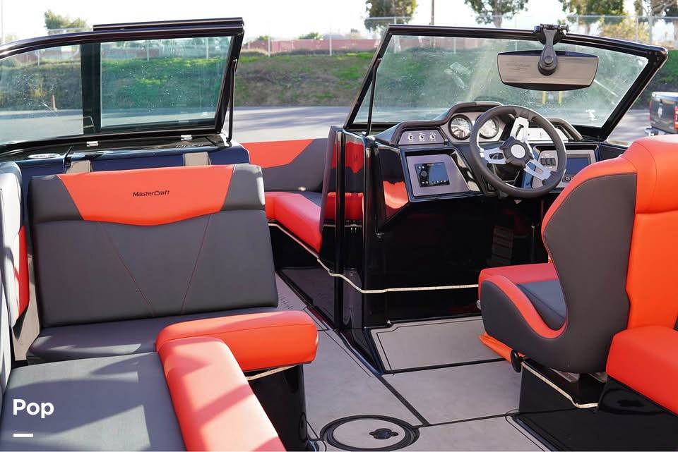 Slide: The Image of Mastercraft NXT24 2021 - 15397252