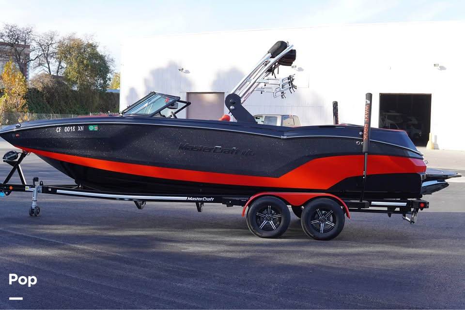 Slide: The Image of Mastercraft NXT24 2021 - 15397199