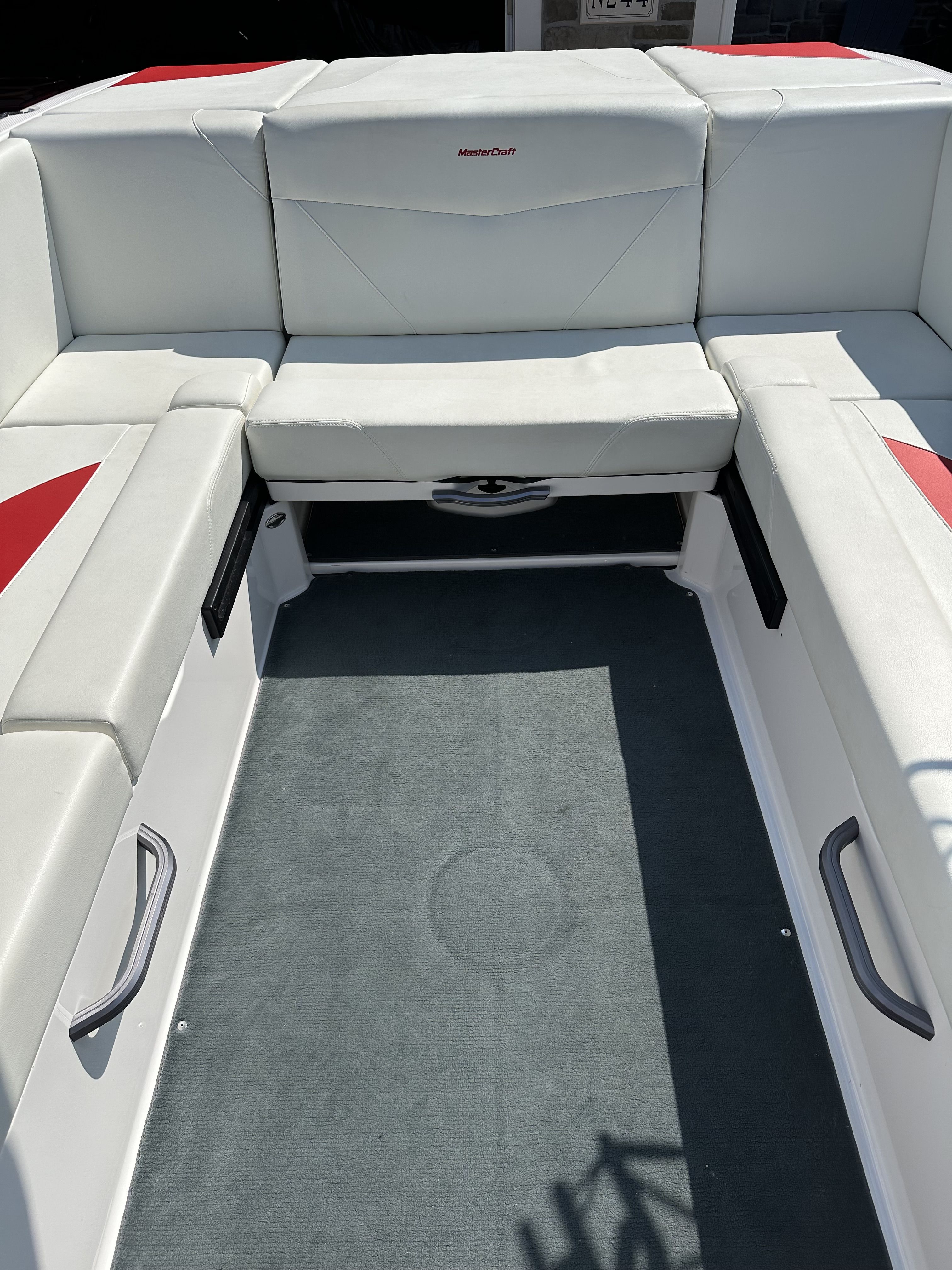 Slide: The Image of Mastercraft NXT24 2021 - 8