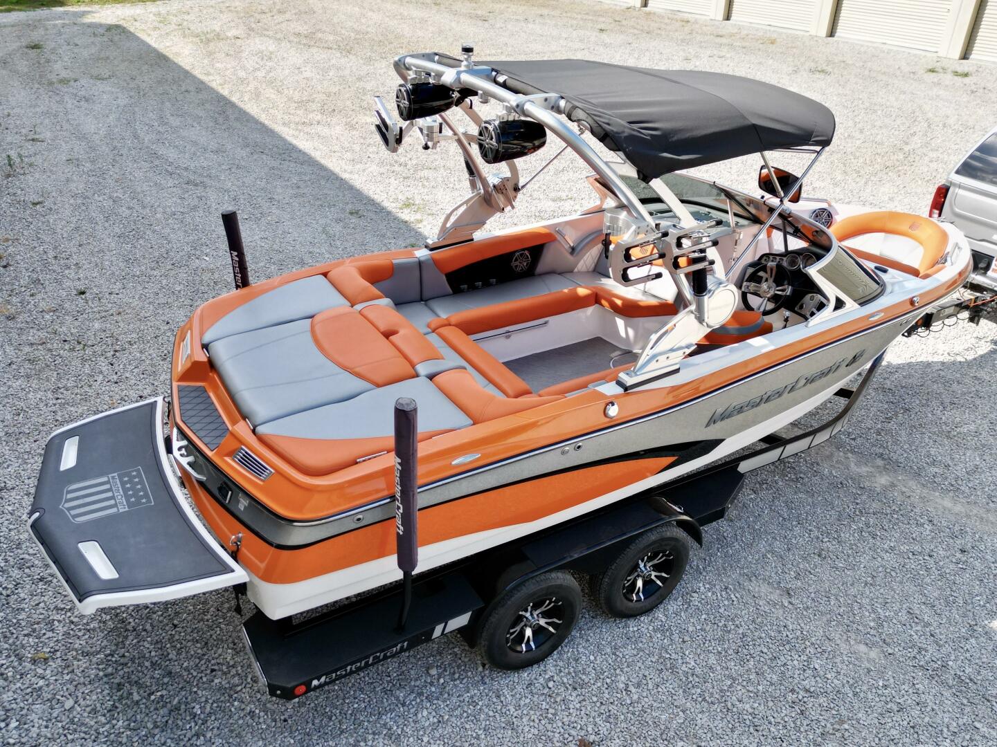 Slide: The Image of Mastercraft X10 2014 - 4514419