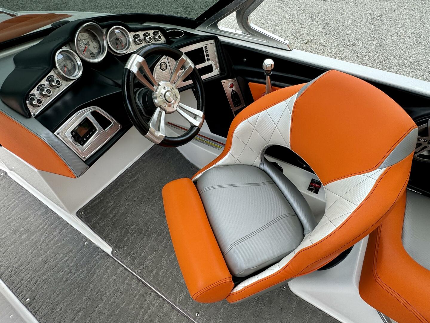 Slide: The Image of Mastercraft X10 2014 - 4514436
