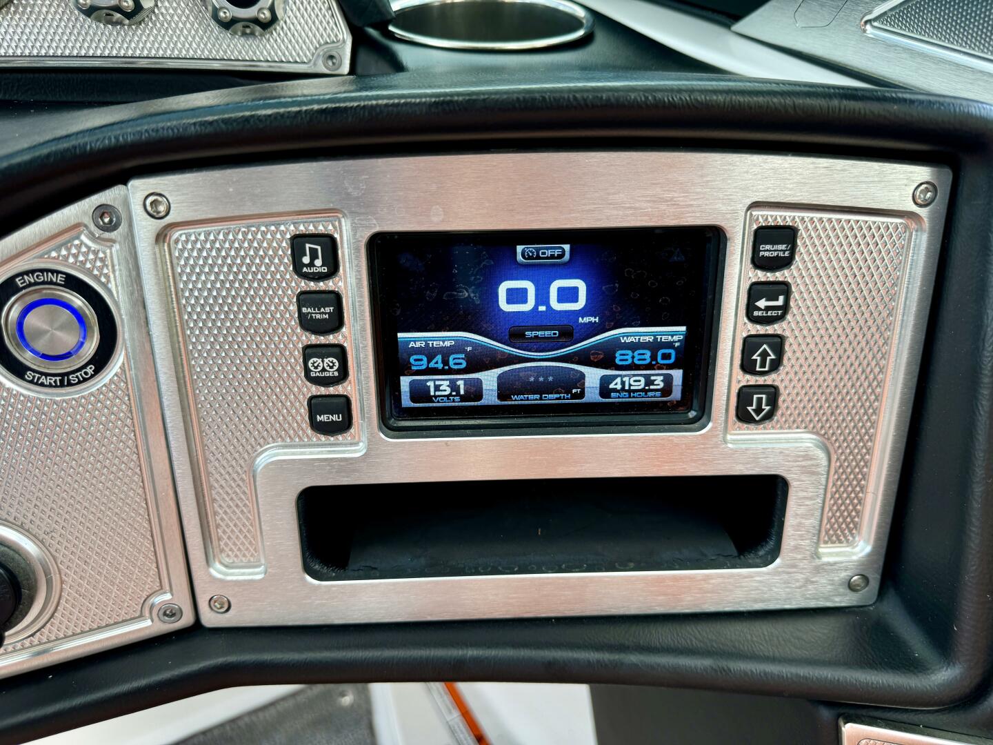 Slide: The Image of Mastercraft X10 2014 - 4514439