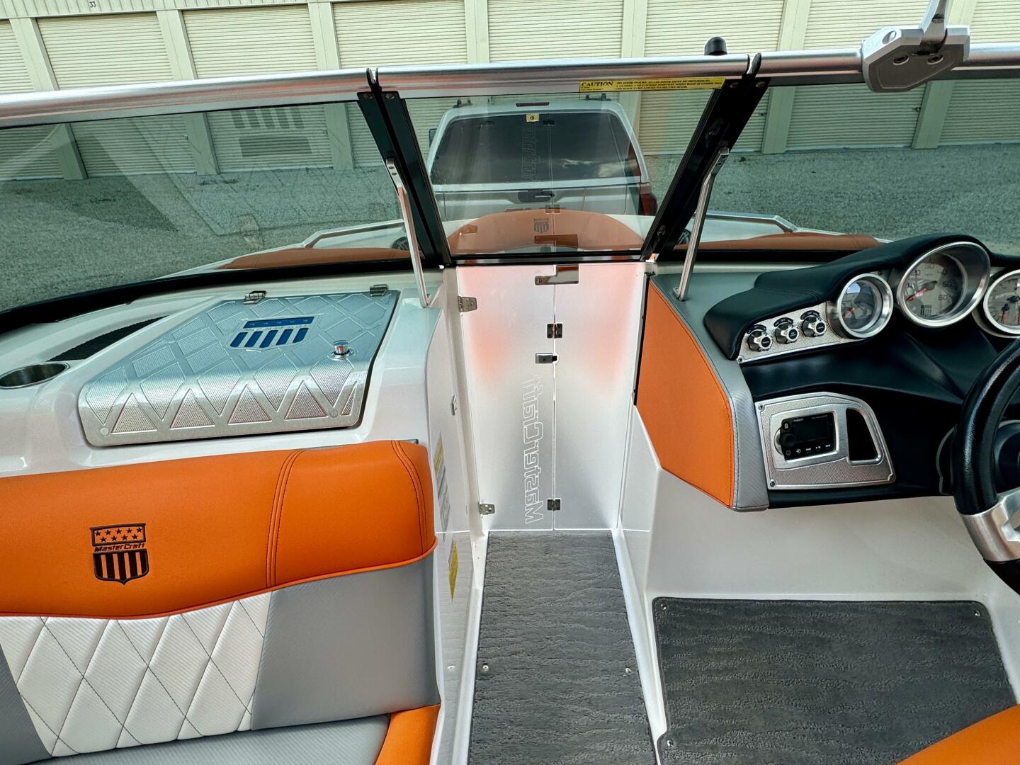 Slide: The Image of Mastercraft X10 2014 - 4514449