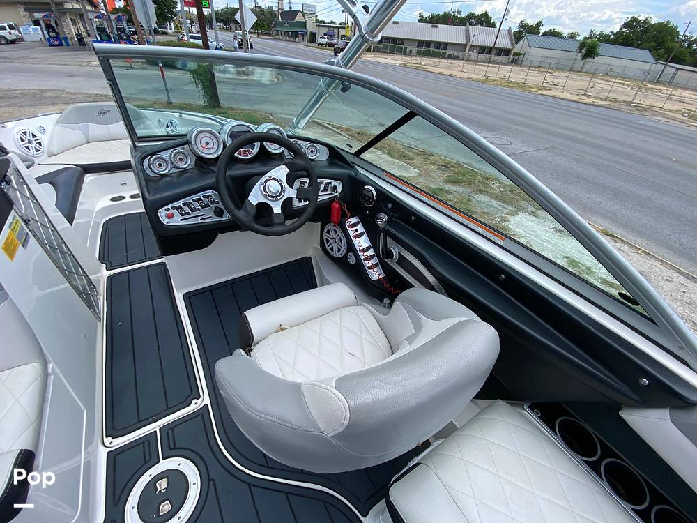 Slide: The Image of Mastercraft X15 2009 - 23
