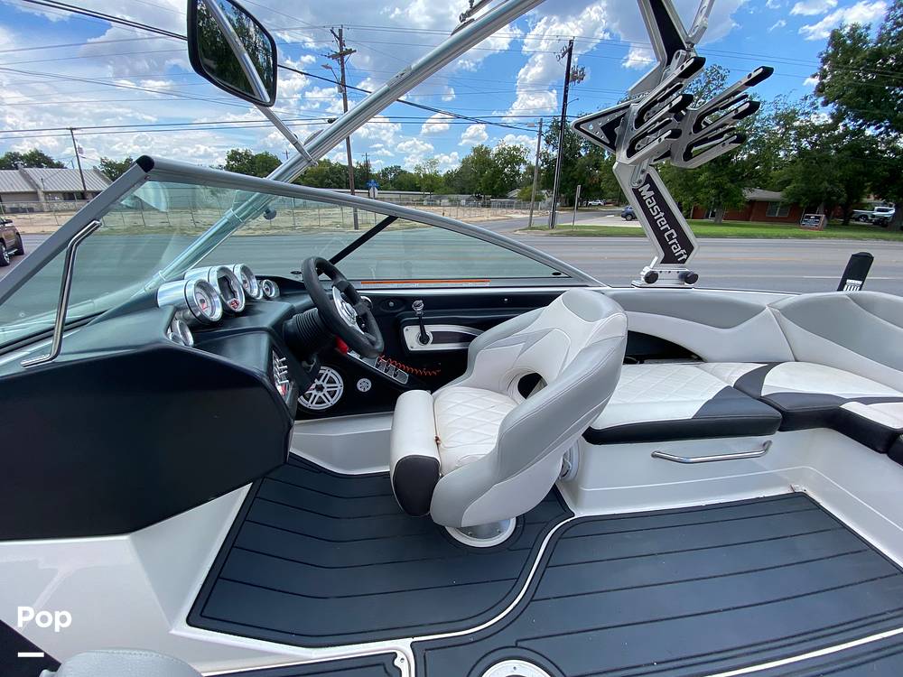 Slide: The Image of Mastercraft X15 2009 - 24