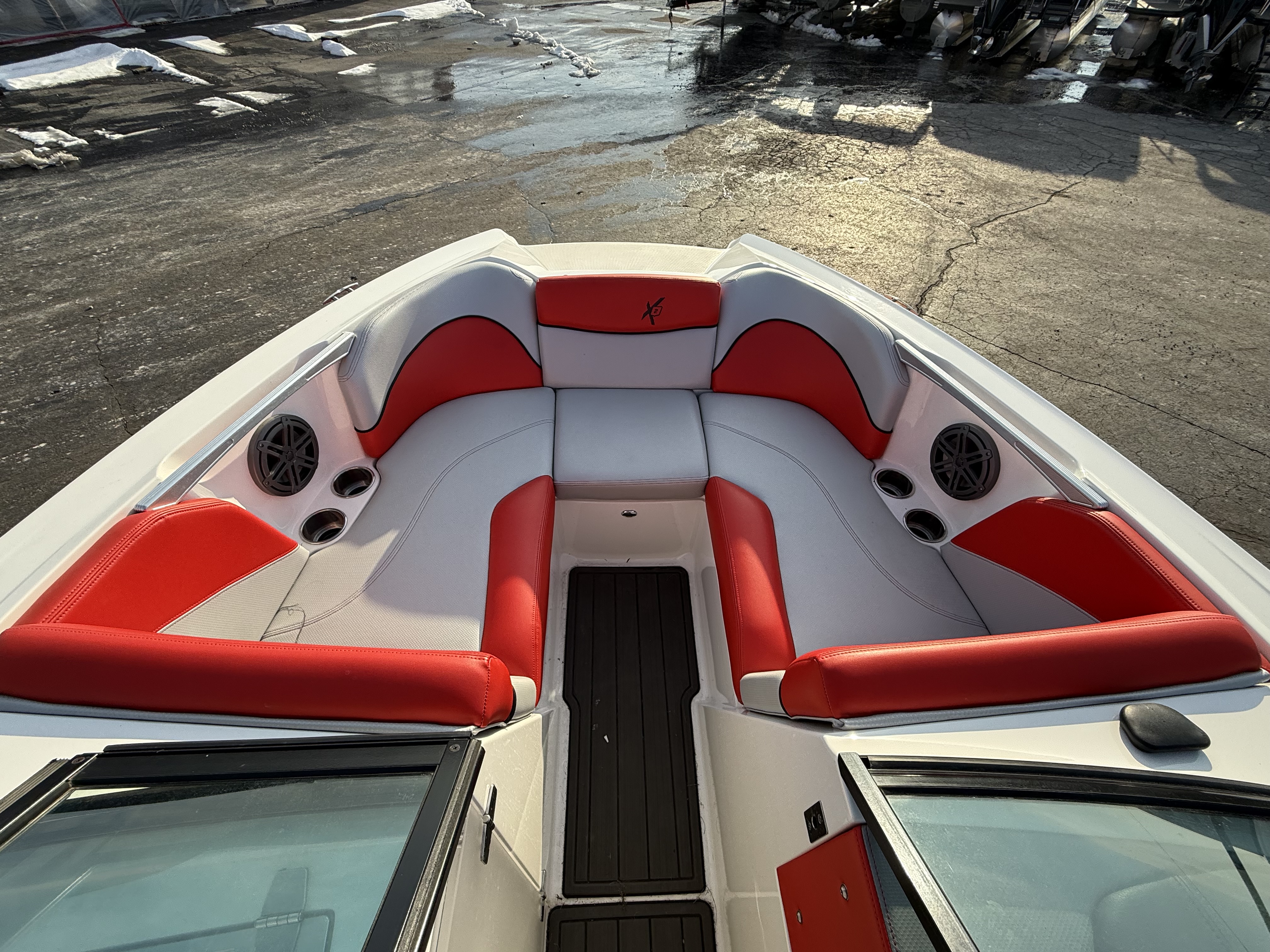 Slide: The Image of Mastercraft X2 2016 - 16