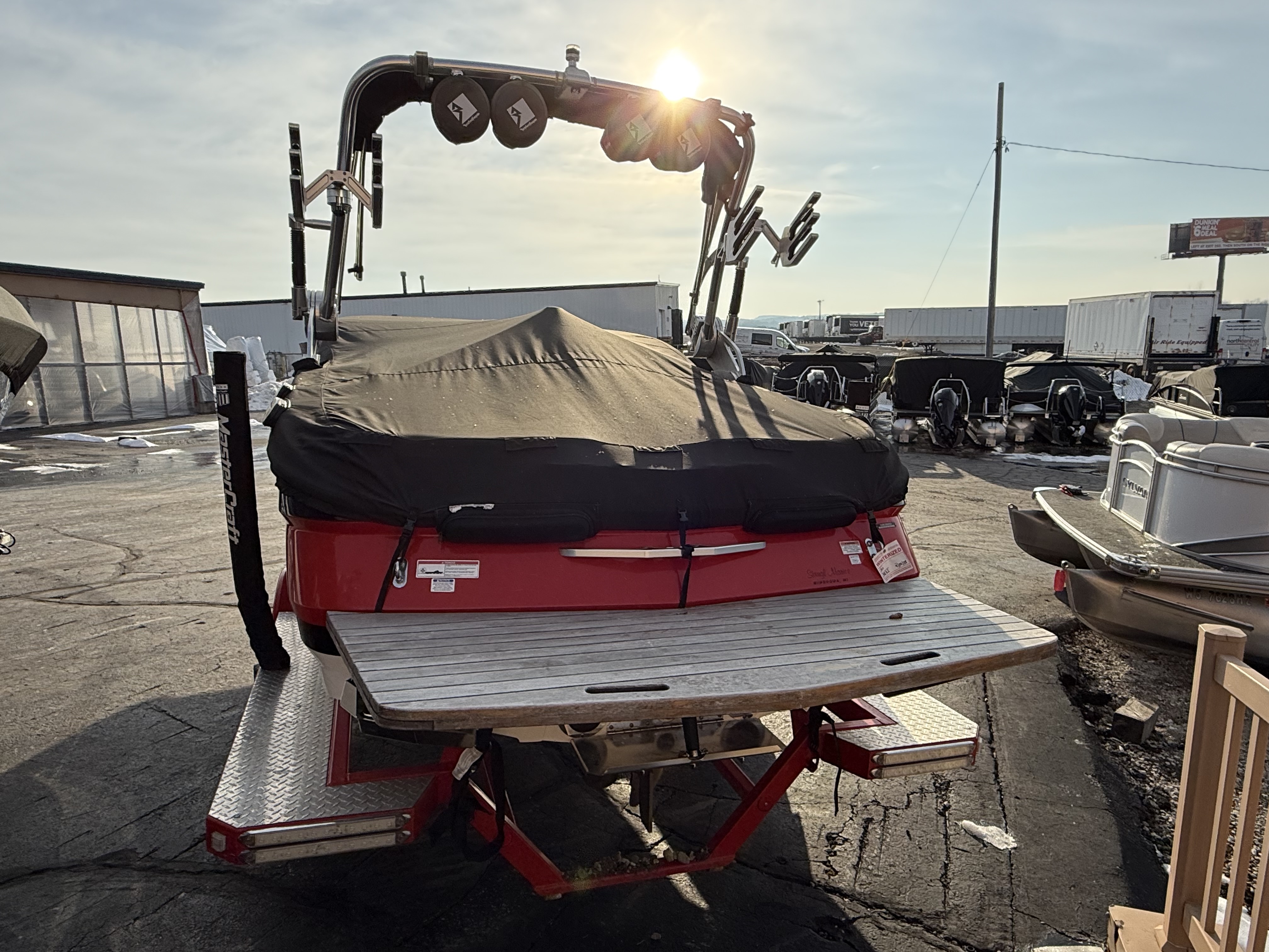 Slide: The Image of Mastercraft X2 2016 - 25