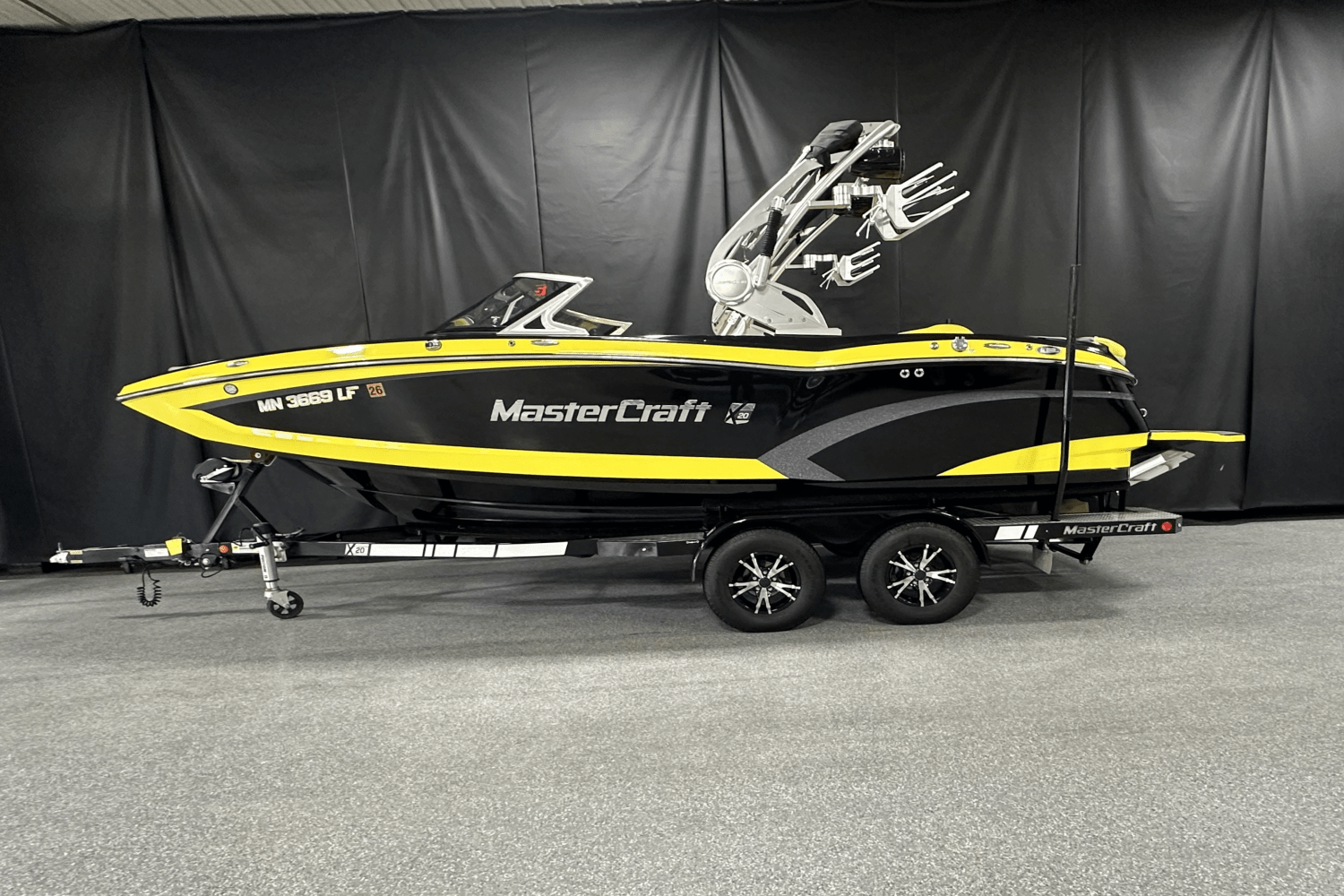 Slide: The Image of Mastercraft X20 2015 - 0