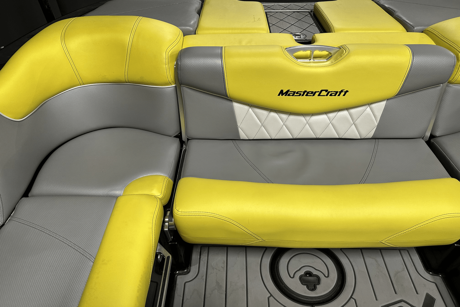 Slide: The Image of Mastercraft X20 2015 - 24