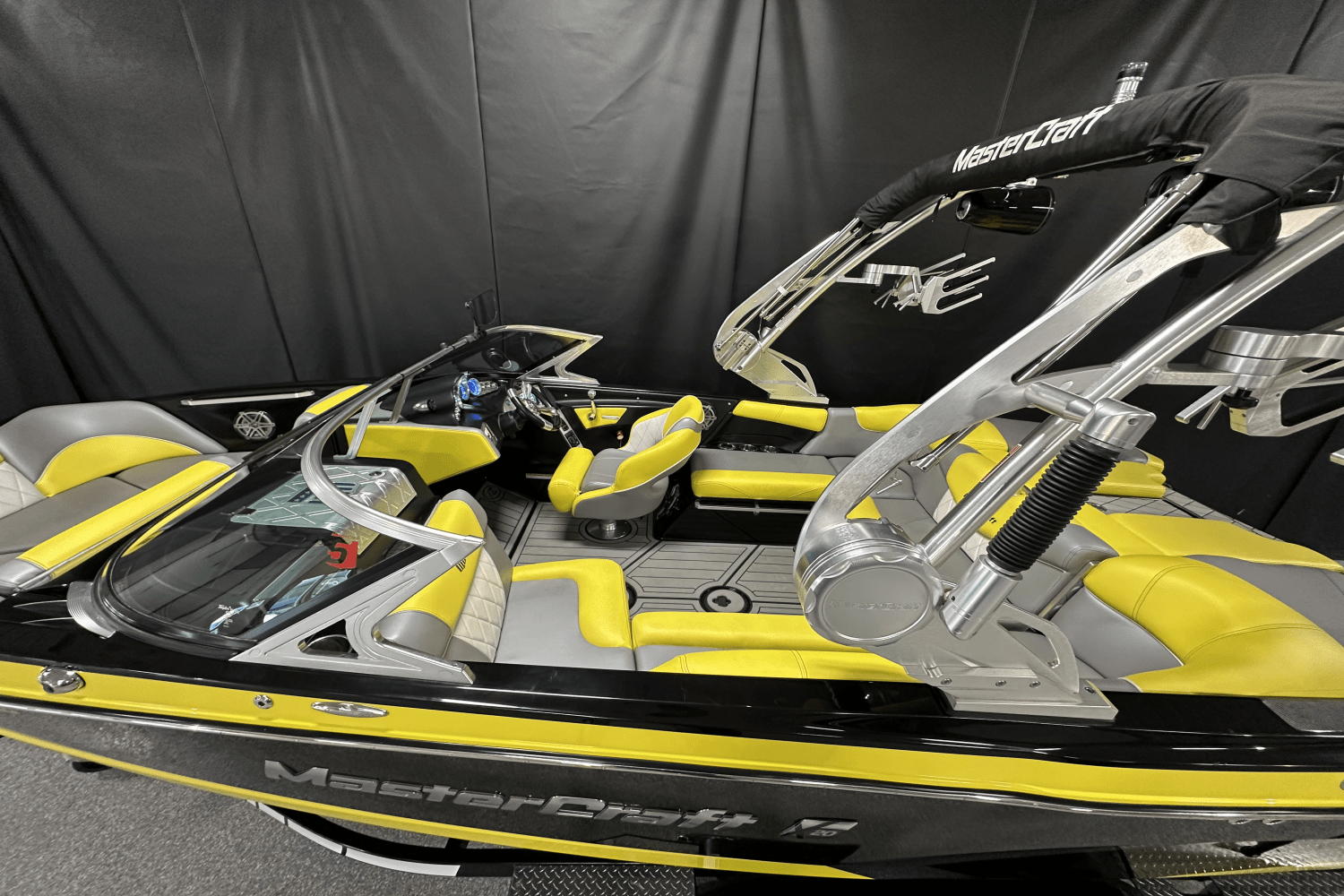 Slide: The Image of Mastercraft X20 2015 - 3