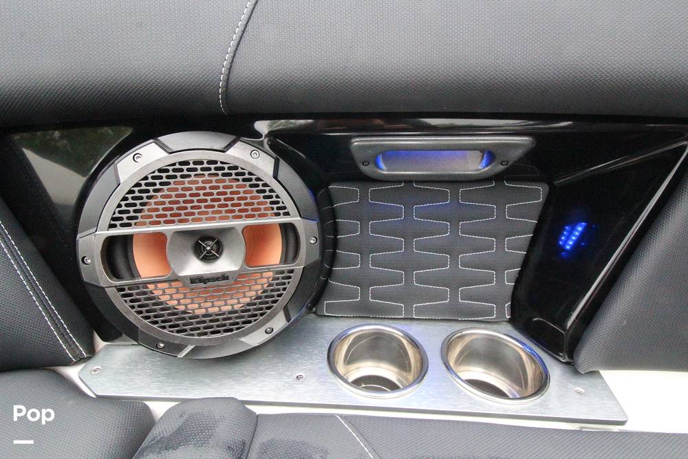 Slide: The Image of Exterior Speakers - 49