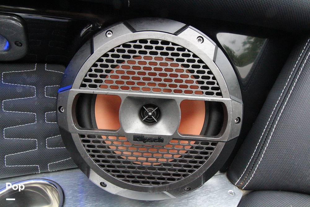 Slide: The Image of Exterior Speakers - 50