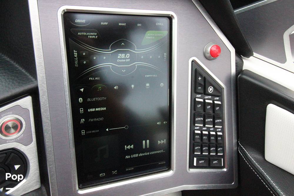 Slide: The Image of Mastercraft X22 2019 - 59