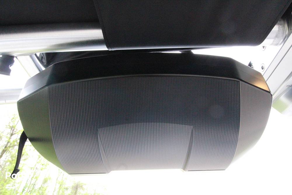 Slide: The Image of Exterior Speakers - 88