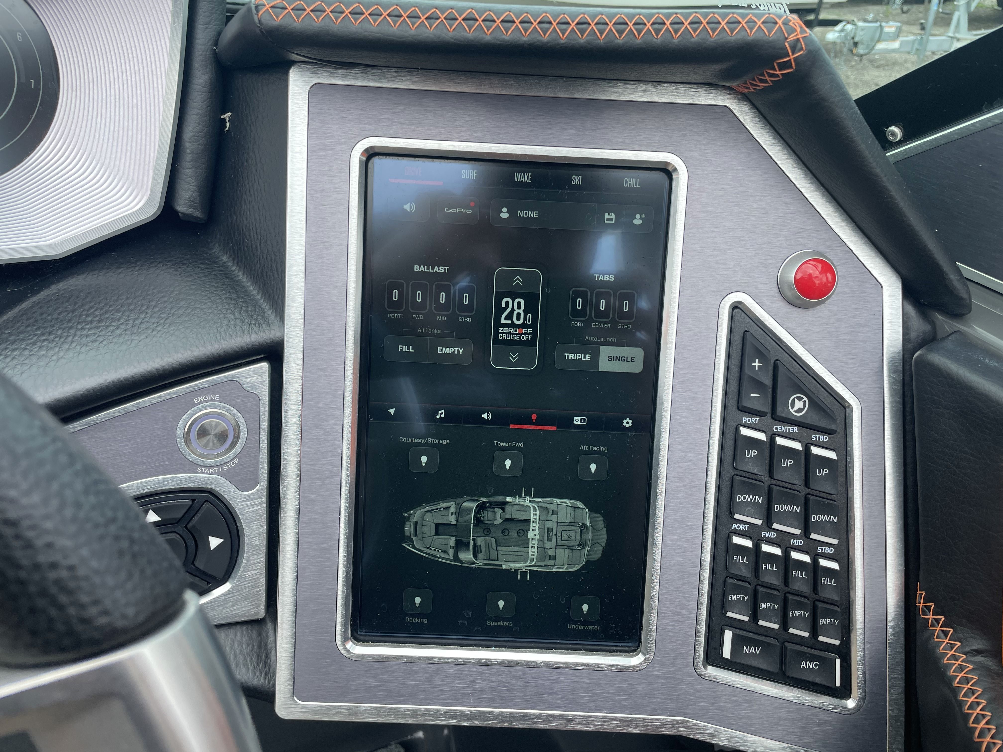 Slide: The Image of Mastercraft X22 2021 - 13