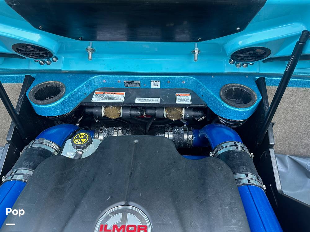 Slide: The Image of Mastercraft X22 2021 - 13031462
