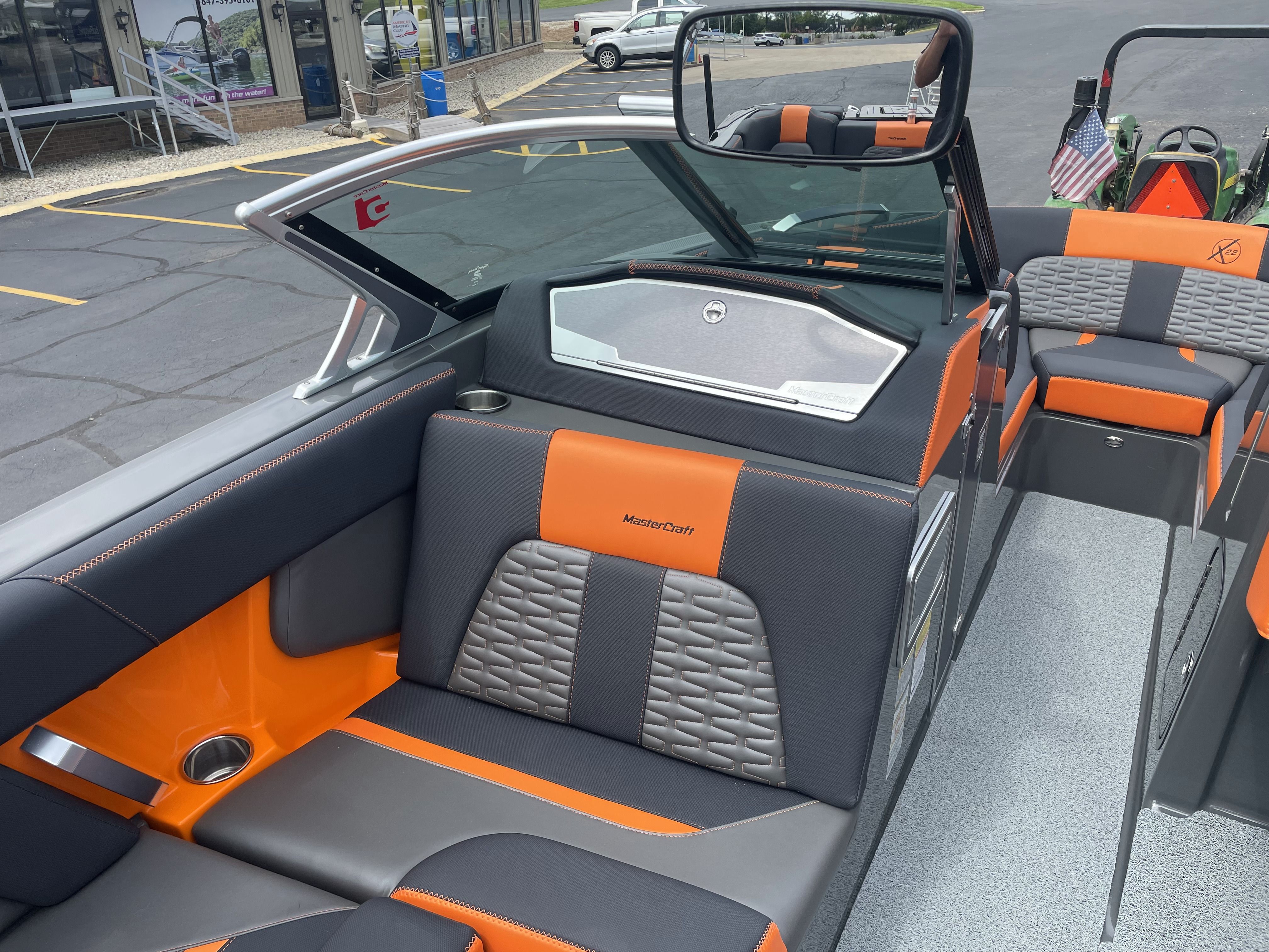 Slide: The Image of Mastercraft X22 2021 - 22