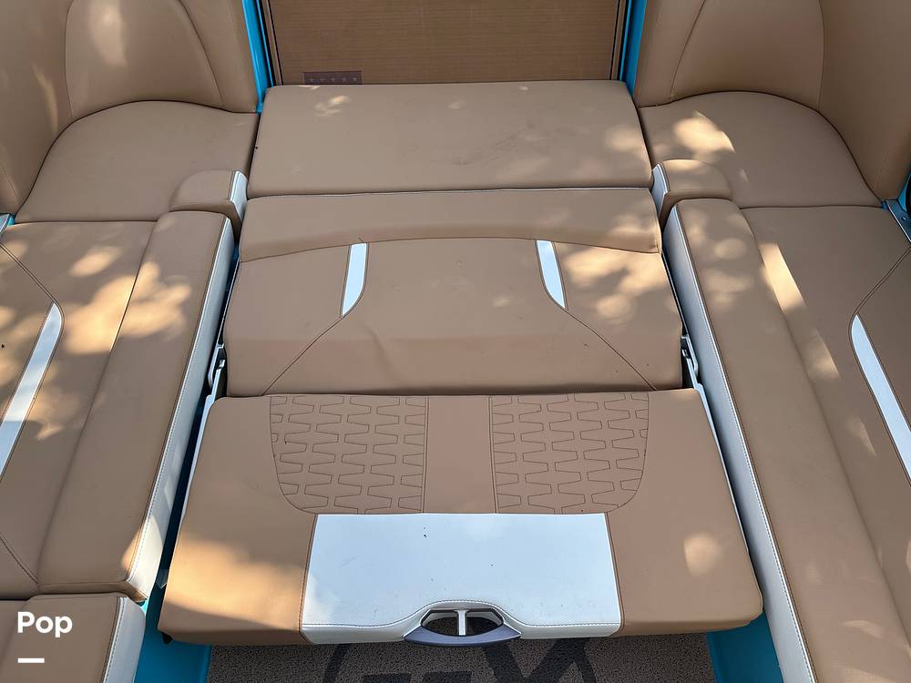 Slide: The Image of Mastercraft X22 2021 - 13030935
