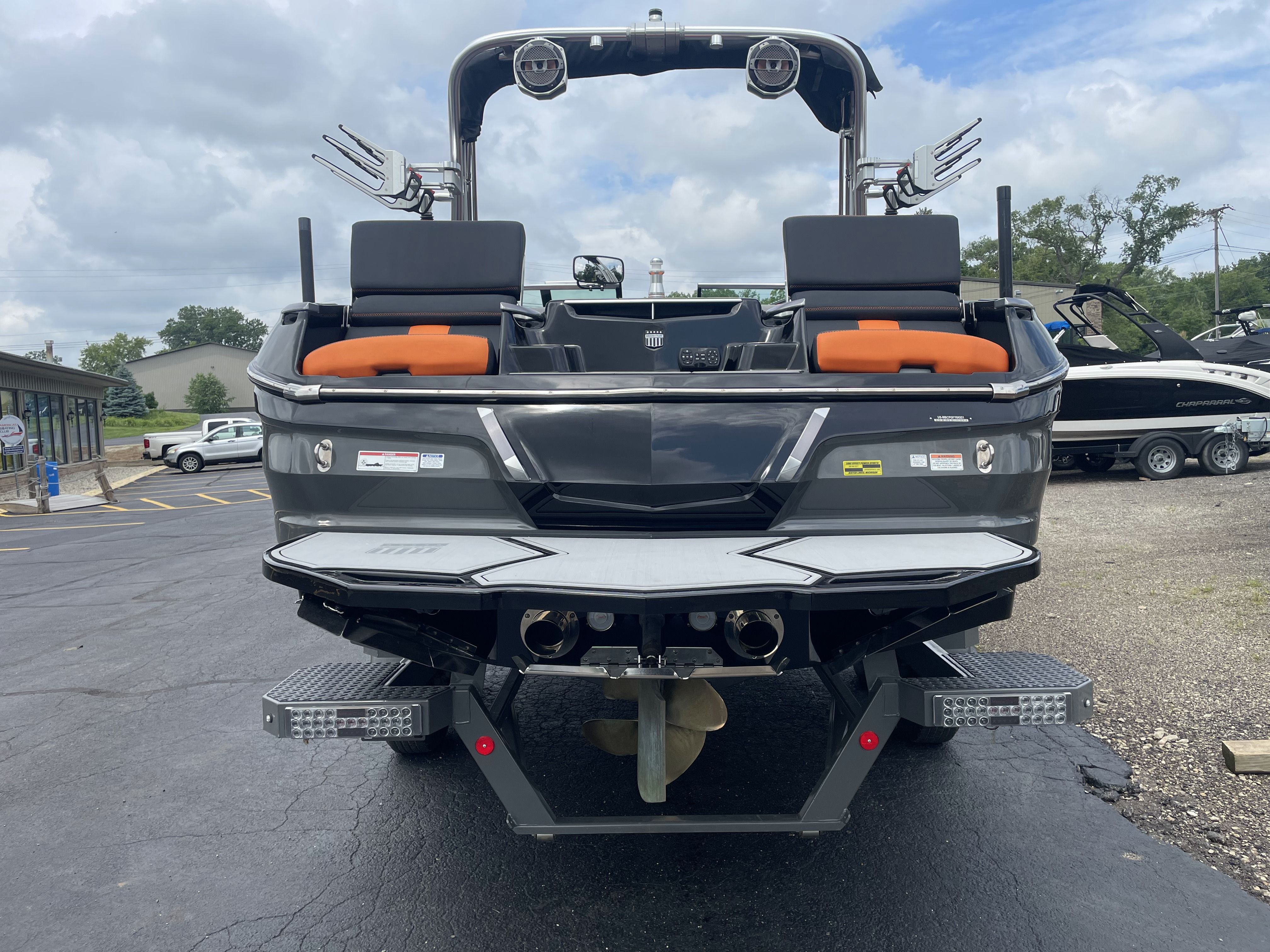 Slide: The Image of Mastercraft X22 2021 - 23