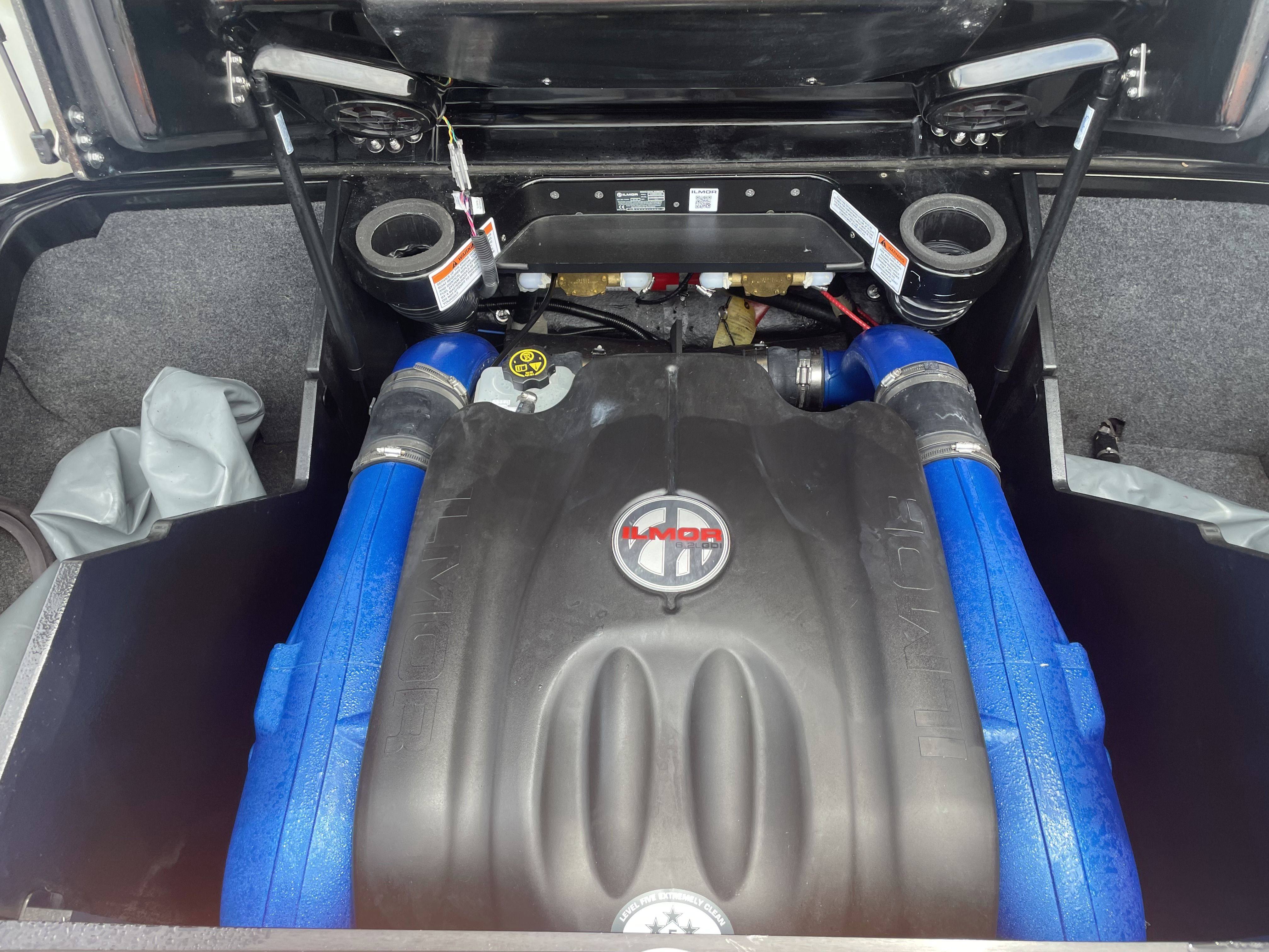 Slide: The Image of Mastercraft X22 2021 - 31