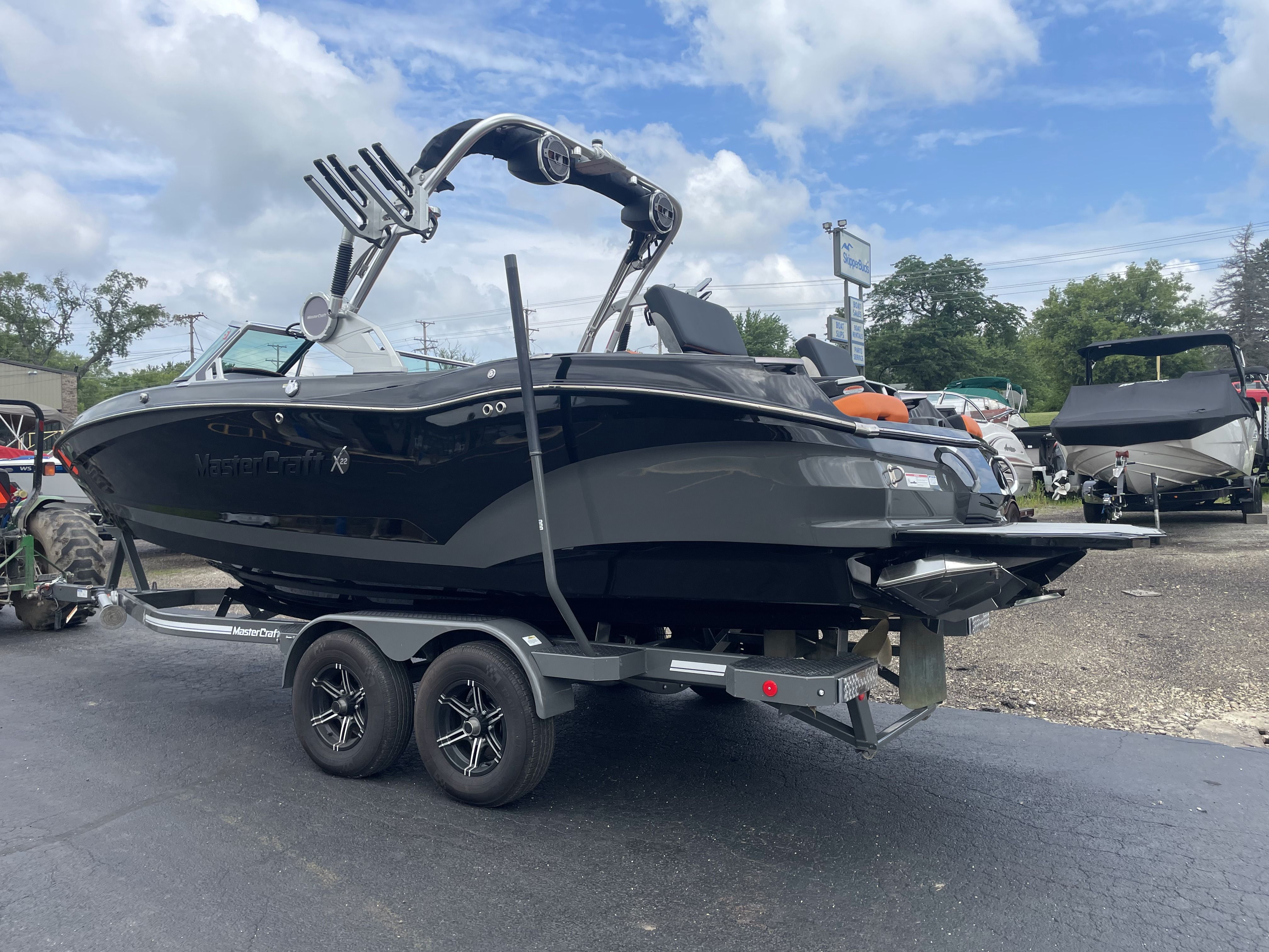 Slide: The Image of Mastercraft X22 2021 - 5