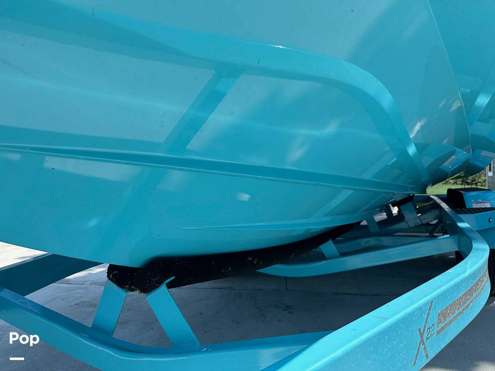 Slide: The Image of Mastercraft X22 2021 - 13030970