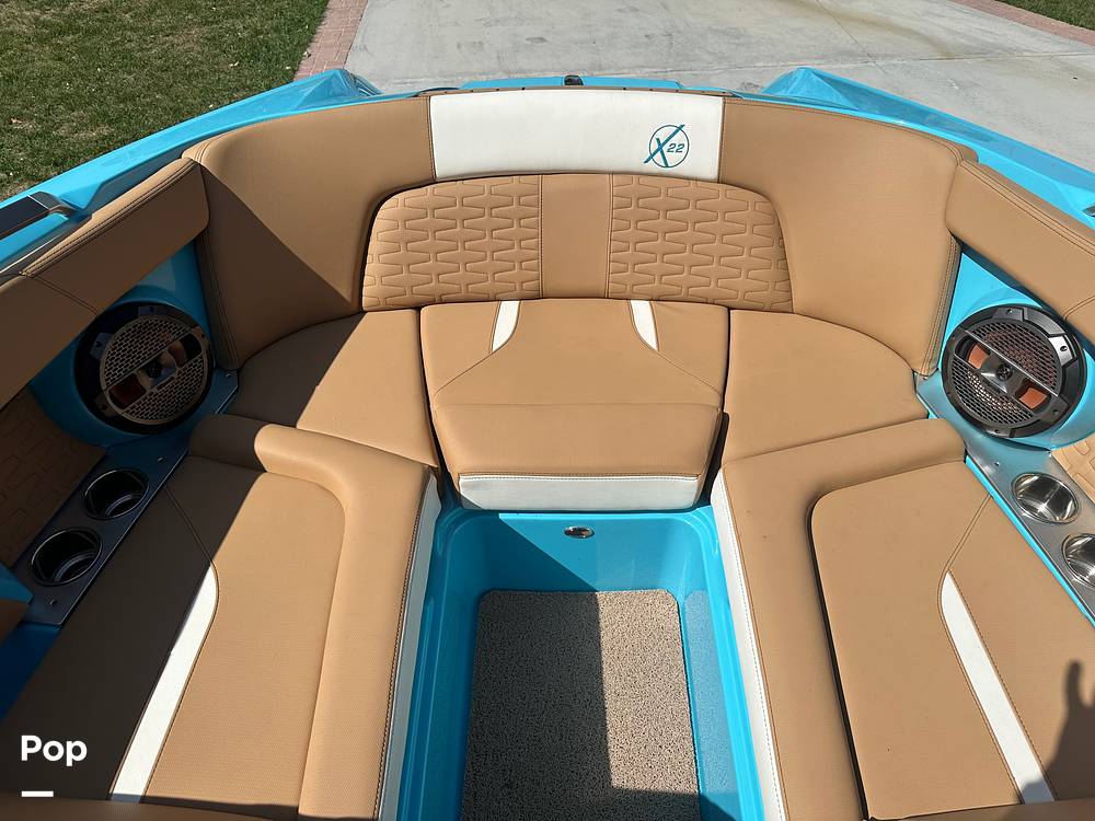Slide: The Image of Mastercraft X22 2021 - 13030929